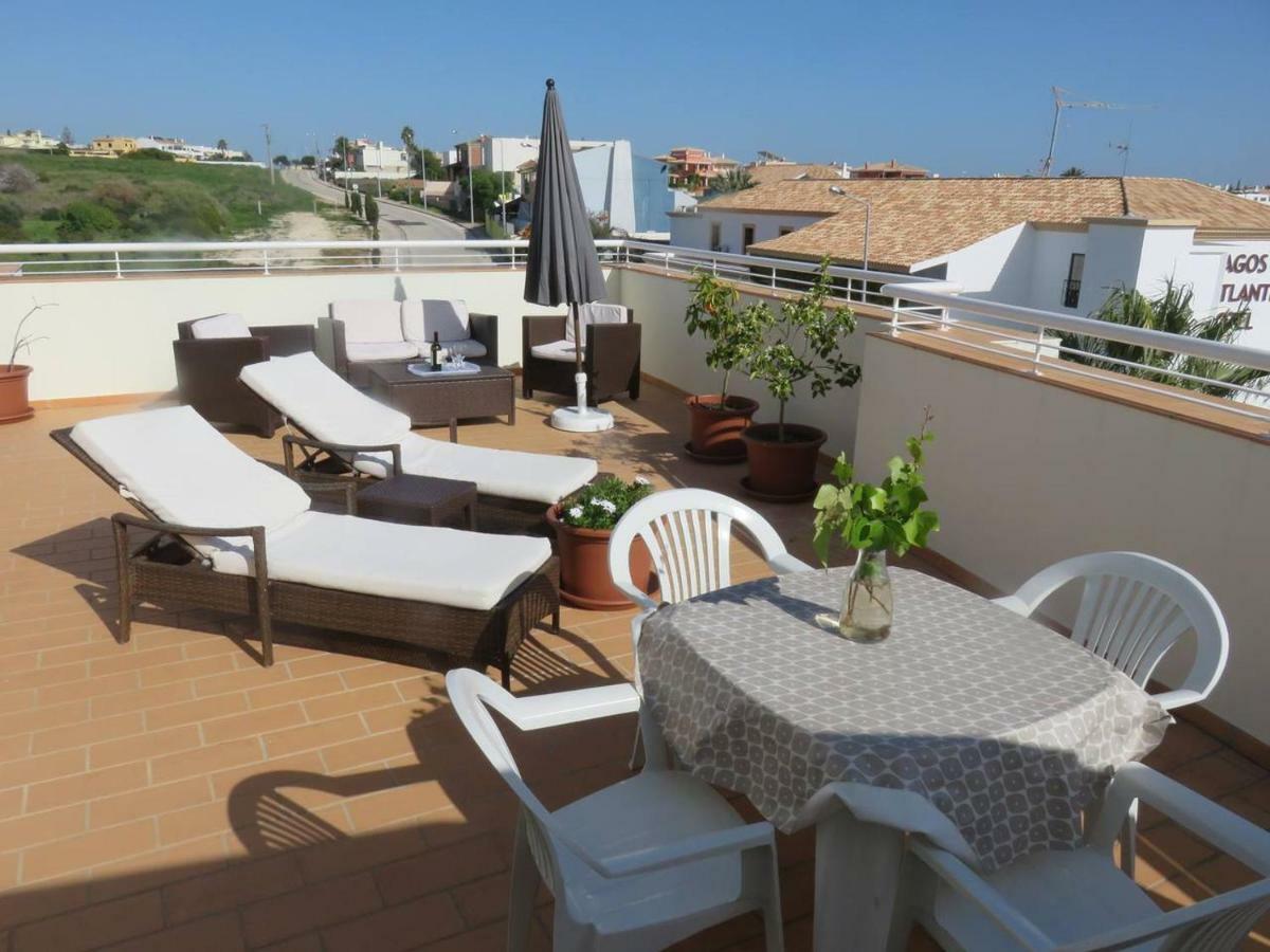 Sweden Apartment - Top Floor One Bedroom With Sea Views - Rs Lagos Buitenkant foto