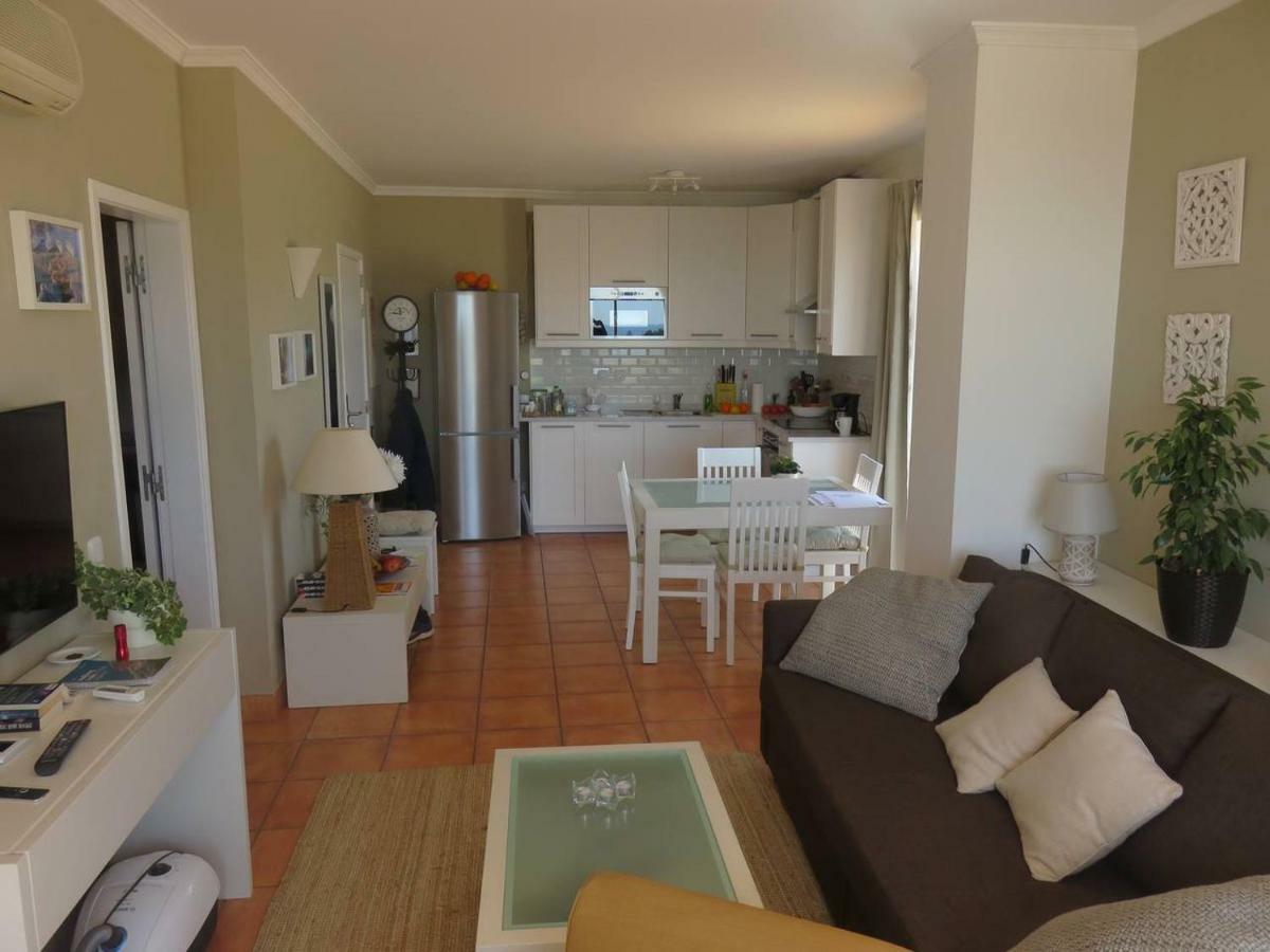 Sweden Apartment - Top Floor One Bedroom With Sea Views - Rs Lagos Buitenkant foto